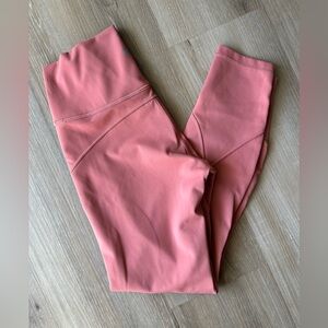 Lululemon In Movement Tight 25” leggings